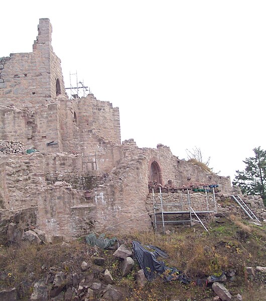 File:France Otrott Kagenfels castle during 2009 restoration 1.jpg