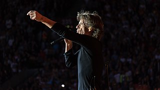 Mick Jagger performs onstage - 22 May 2018 (40532921950).jpg