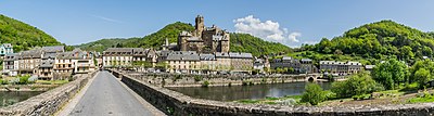 Vignette pour Fichier:Panoramic view of Estaing 02.jpg