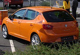 Seat Ibiza 6J Luminaorange Heck.JPG