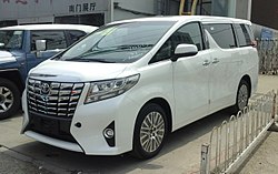 Toyota Alphard Pekingissä.