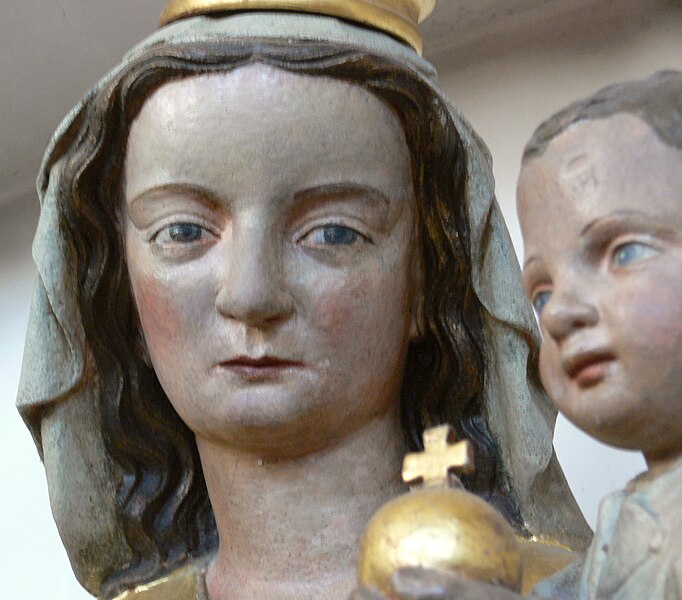 File:St Ulrich Schwarzwald Pfarrkirche Madonna4.jpg