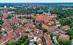 Thumbnail for File:St Michaelis Kirche Lüneburg Luftaufnahme.jpg