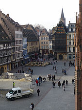 Français : Place de la Cathédrale