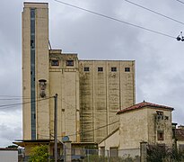 Silo de Villalón de Campos (cerca).jpg