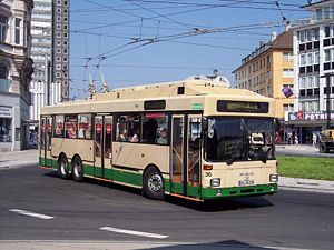 Zolingenes trolejbuss MAN SL 172 HO balstīts uz autobusa Standard-Bus II bāzes.