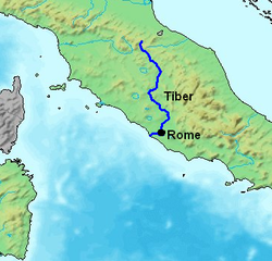 Mapa d'o curso con o curs d'o río Tiber en a peninsula italica