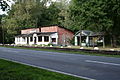 Kleinbahn-Bahnhof mit Gaststätte und Fahrkartenhaus