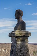 Büste Wilheim Hauff - Schloss Lichtenstein (Württemberg).jpg