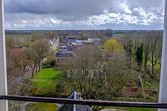 Het oostelijk deel van het dorp gezien vanuit de toren.