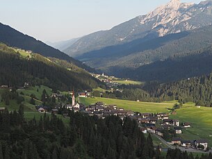 Ansicht des Lesachtales mit den Gemeinden St. Lorenzen, Klebas und Liesing.