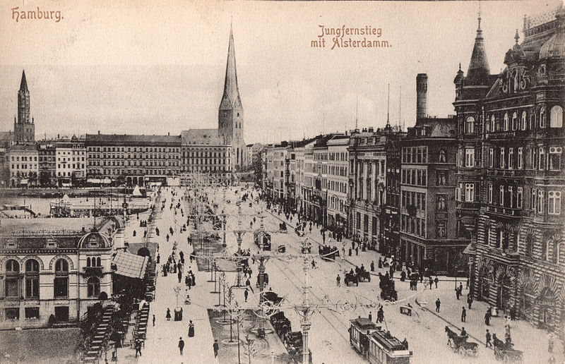 File:Hamburg Jungfernstieg-mit-Alsterdamm.jpg