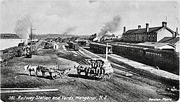 Whanganui railway station and wharves after 1901