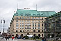 Hotel Adlon ved Pariser Platz. Til høyre Akademie der Künste. Foto: Norbert Nagel