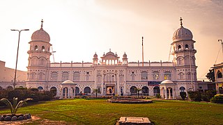 Gurdwara Janam Asthan (151718).jpg