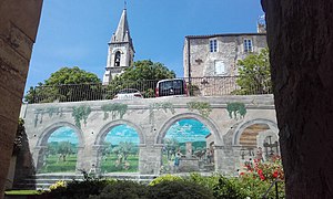 Décors et église.