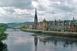 Perth, Tay Nehri kıyısı