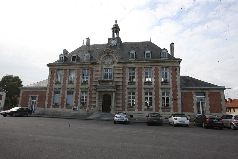 File:Monthois - la Mairie - Photo Francis Neuvens lesardennesvuesdusol.fotoloft.fr.JPG