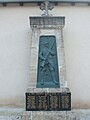 Le monument aux morts de Luc, derrière l'église.