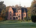 Le Golf Club de Sept Fontaines et le château de l'Hermite.