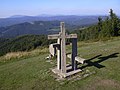 Stratenecfjellet med minnesmerke over falne i andre verdenskrig