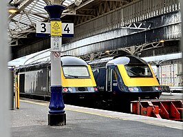 Twee treinen van ScotRail op station Aberdeen