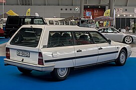 Citroën CX Break - right rear view