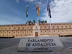 Entrada Parlamento.jpg