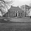 Boerderij van het late Oldambtster type met dwars gebouwd voorhuis