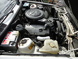 M10 Motor des BMW E30 mit Pierburg 2BE Vergaser