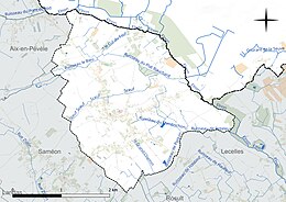 Carte en couleur présentant le réseau hydrographique de la commune