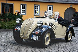 NSU-Fiat Weinsberg Roadster from 1940, front and left side