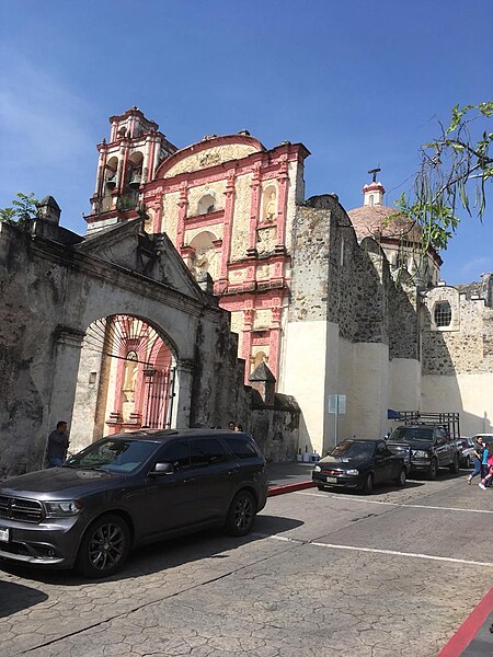 File:Cuernavaca´s Cathedral.jpg