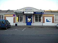 Fronton de la gare.