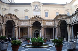 Cortile ottagono o del Belvedere, Museo Pio-Clementino