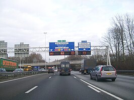 De A20 ter hoogte van Rotterdam