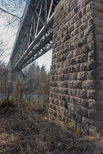 File:Sankt Jakob im Rosental Sankt Oswald Suchergraben Eisenbahnbruecke 20032015 0999.jpg