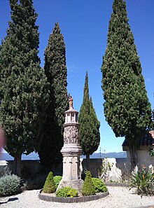 Monument dédié à Saint-Joseph à Gassin