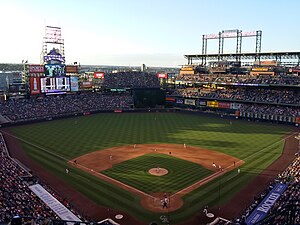 Das Coors Field im Juli 2015