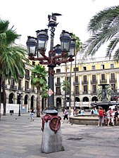 Farola de la Plaza Real