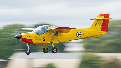 Saab MFI-15 Safari of the Yellow Sparrows display team