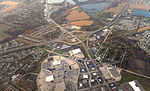 Thumbnail for File:03-interstate-55-and-louis-joliet-mall.jpg