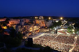 Der Römersteinbruch St. Margarethen bei einer Aufführung von Rigoletto 2009.JPG