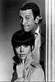 Maxwell Smart (Don Adams) eta 99 agentea (Barbara Feldon)