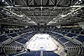 La patinoire de hockey sur glace.