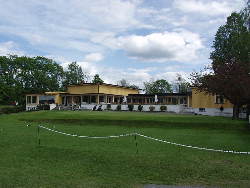 File:Oslo Golf club club house 7jun2005.jpg