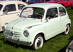 Fiat 600 Standard 1959.jpg