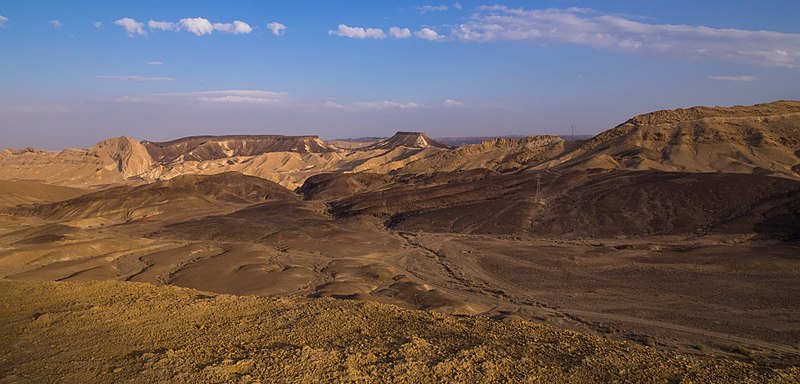 File:Makhtesh Ramon (50785).jpg