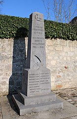 Le monument aux morts.