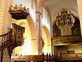 Kansel en orgel (1710) in deze kerk